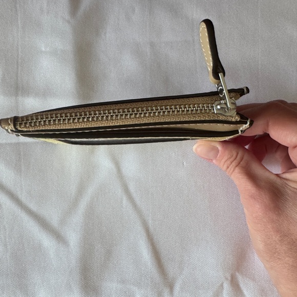 Coach Mini Skinny ID Card Case Wallet Keychain in Lemon Print - Picture 4 of 7